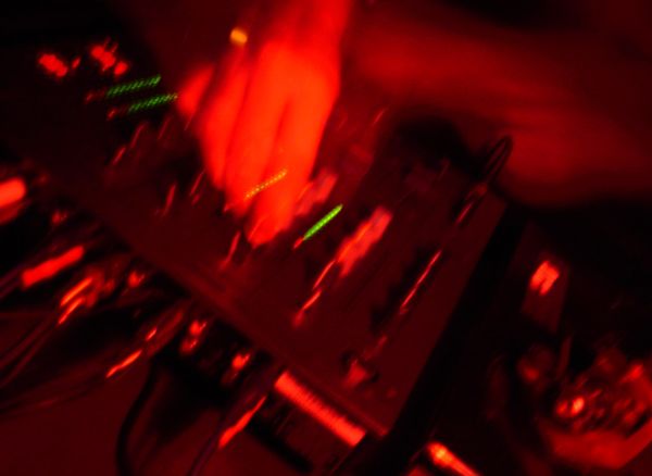 Taxa do DJ não errar a música